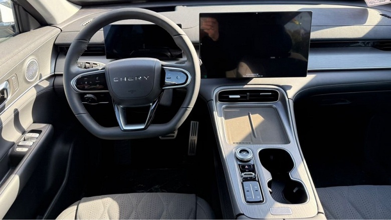 Новый Chery Tiggo 8 скоро выходит в России, у этого кроссовера есть 8-ступенчатый «автомат» и полный привод - 3 Новый Chery Tiggo 8 скоро выходит в России, у этого кроссовера есть 8-ступенчатый «автомат» и полный привод