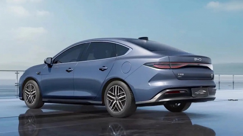 Представлен седан BYD с расходом менее 4 л на 100 км и системой &laquo;Глаз Бога&raquo;