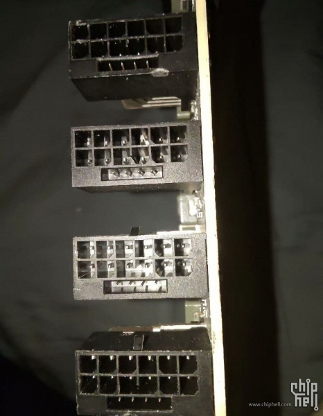 Такая GeForce RTX 5090 могла бы потреблять до 2,4 кВт. У Nvidia были прототипы с четырьмя 16-контактными разъёмами питания - 1 Такая GeForce RTX 5090 могла бы потреблять до 2,4 кВт. У Nvidia были прототипы с четырьмя 16-контактными разъёмами питания