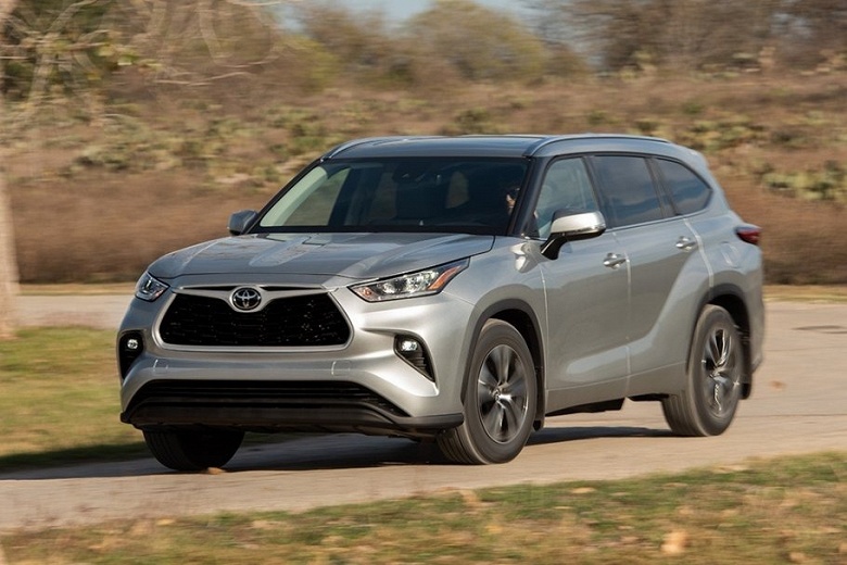 В России уже продают новейший Toyota Highlander. Владелец утверждает, что это уникальное авто - 1 В России уже продают новейший Toyota Highlander. Владелец утверждает, что это уникальное авто