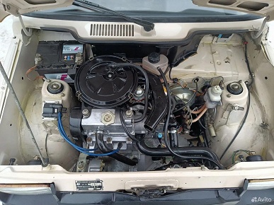 26-летний ВАЗ с пробегом 100 км продают за 600 тыс. рублей. У машины нет ни клаксона, ни правого зеркала - 3 26-летний ВАЗ с пробегом 100 км продают за 600 тыс. рублей. У машины нет ни клаксона, ни правого зеркала