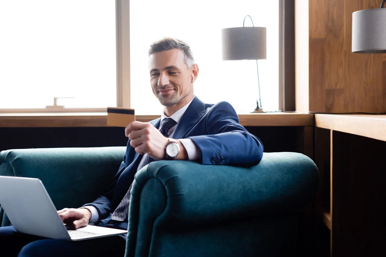 4 страны, в которых можно оформить зарубежные карты предпринимателям из РФ в 2025 году - 1