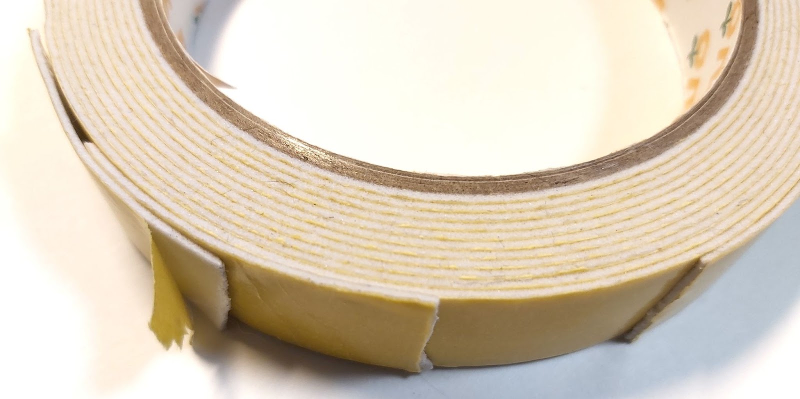 Двусторонний скотч