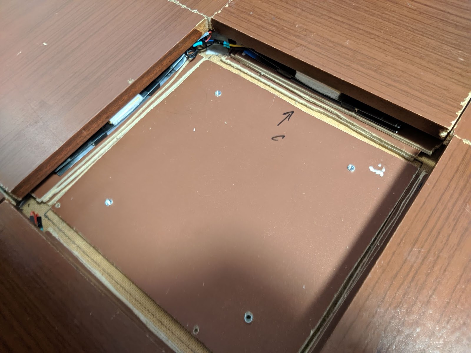 Расположение датчиков под кнопками