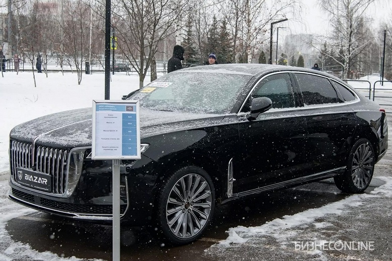 В России сделали самый дорогой седан Hongqi H9, которого нет даже в Китае. Его оценили в 19 млн рублей - 1 В России сделали самый дорогой седан Hongqi H9, которого нет даже в Китае. Его оценили в 19 млн рублей