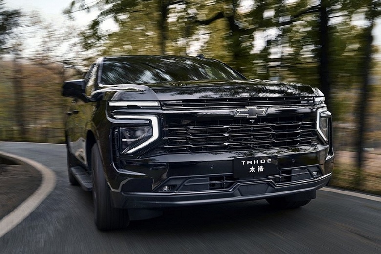 Китай резко ответил на тарифы Трампа: пострадали Ford, GM, BMW, Mercedes-Benz, Chevrolet и другие