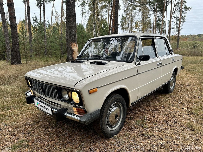 Нестареющая вазовская классика &mdash; всего 275 тыс. рублей. В России продают идеальный ВАЗ-2106