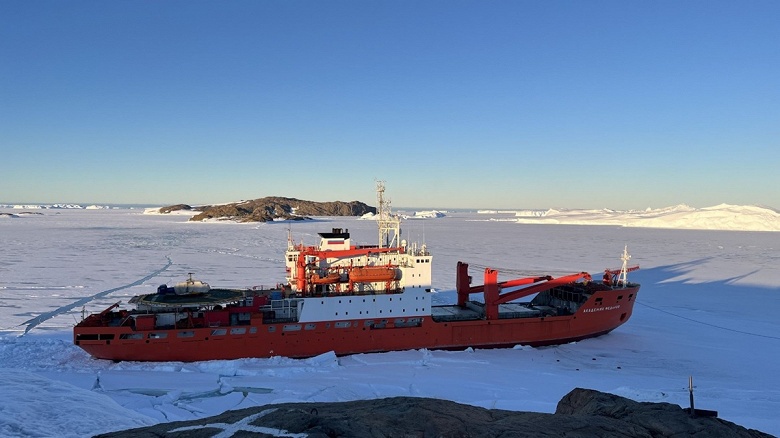 МТС запустил мобильную связь на станциях Мирный и Восток в Антарктиде - 1 МТС запустил мобильную связь на станциях Мирный и Восток в Антарктиде