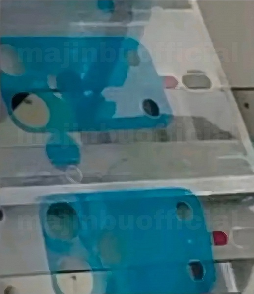 Появилось фото с производства iPhone 17 Pro: на нём виден новый блок камеры