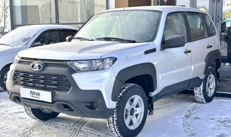 Редчайшие &laquo;платиновые&raquo; Lada Niva Travel приехали к дилерам