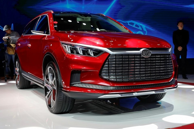 Владельцы новеньких автомобилей BYD чувствуют себя обманутыми: компания получила тысячи жалоб после последнего анонса