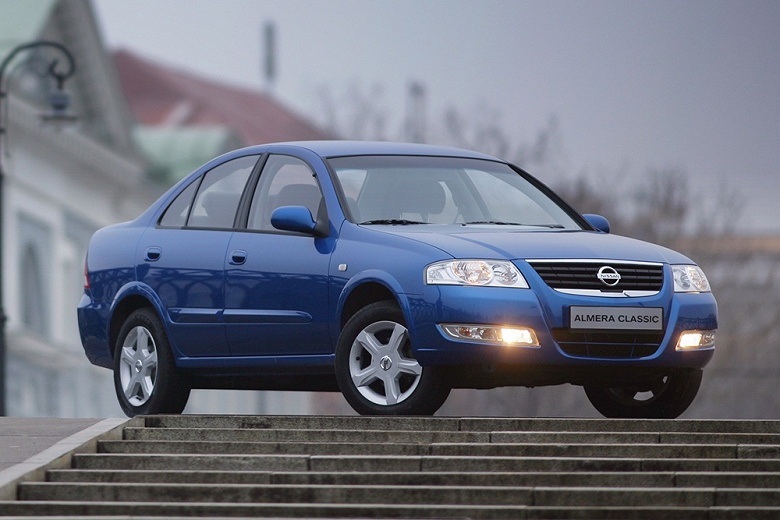 Практически новый Nissan Almera &mdash; и всего 1 млн рублей. В России продают &laquo;японца&raquo; по цене Lada Granta