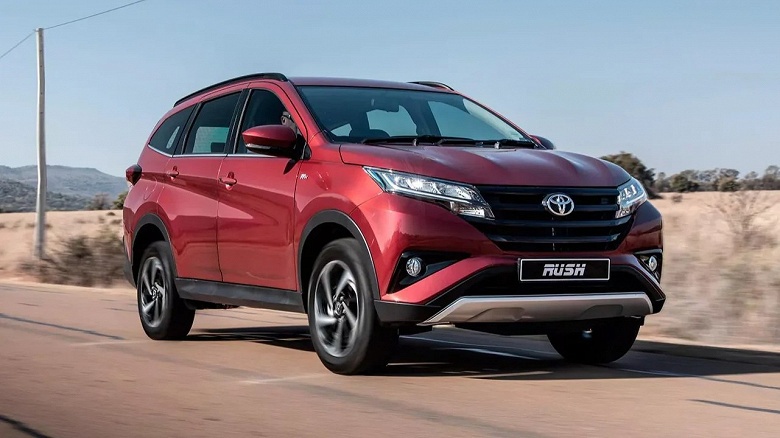Семиместный кроссовер Toyota с расходом 6 л на 100 км, гораздо дешевле &laquo;китайцев&raquo;. В России снизились цены на Toyota Rush