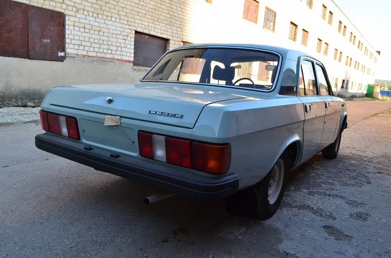 32-летняя «Волга» по цене Land Cruiser 300. В Тольятти новую «Волгу» ГАЗ-31029 продают за 15 млн рублей — машина даже не стояла на учете - 2 32-летняя «Волга» по цене Land Cruiser 300. В Тольятти новую «Волгу» ГАЗ-31029 продают за 15 млн рублей — машина даже не стояла на учете