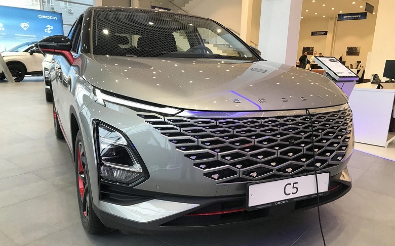 Haval Jolion с «автоматом» — всего 2,05 млн рублей. Дилеры продают Geely Coolray, Haval Jolion и Omoda C5 с большими скидками - 3 Haval Jolion с «автоматом» — всего 2,05 млн рублей. Дилеры продают Geely Coolray, Haval Jolion и Omoda C5 с большими скидками