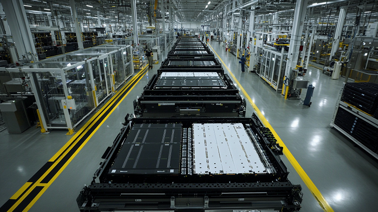 Первые автомобили BMW, которые будут оснащены новейшими твердотельными аккумуляторами, поступят в продажу только в следующей десятилетии