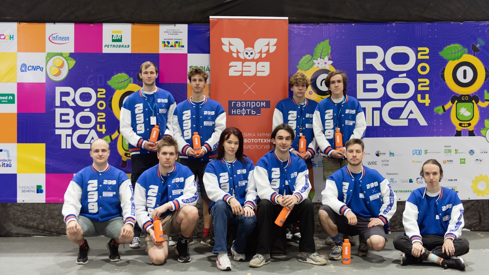 Сборная Центра робототехники Президентского ФМЛ №239