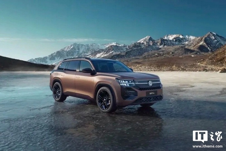 Огромный Volkswagen Touron Pro 2025 длиной 5,2 м расходует всего 8 л топлива на 100 км и разгоняется до 100 км ч за 7,6 с - 3 Огромный Volkswagen Touron Pro 2025 длиной 5,2 м расходует всего 8 л топлива на 100 км и разгоняется до 100 км/ч за 7,6 с