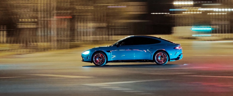 &laquo;Как запечатлеть что-то движущееся с молниеносной скоростью?&raquo;. Глава Xiaomi показал возможности Xiaomi 15 Ultra в сложных сценариях