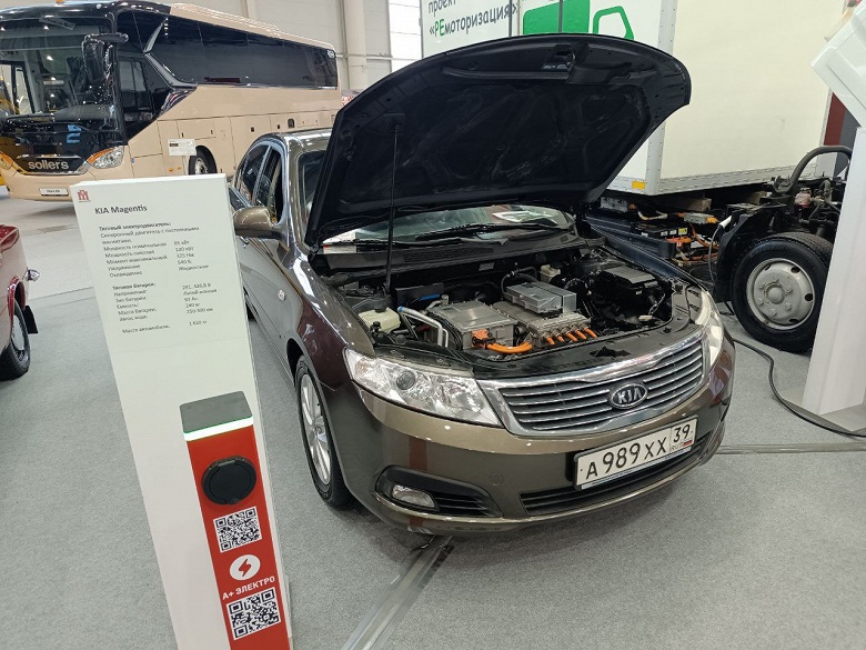 Новая жизнь старых авто: в России представлен универсальный комплект ремоторизации. Его показали на примере Kia Magentis и ВАЗ-21013