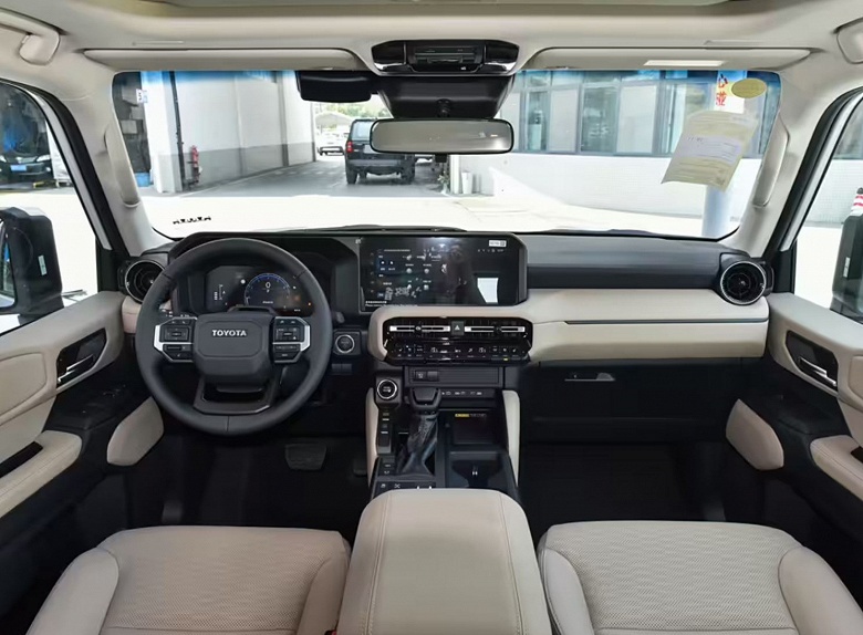 Представлен флагманский Toyota Land Cruiser Prado 250: новое &laquo;лицо&raquo;, 330 л.с., 8-ступенчатый &laquo;автомат&raquo;, постоянный полный привод и максимальное оснащение