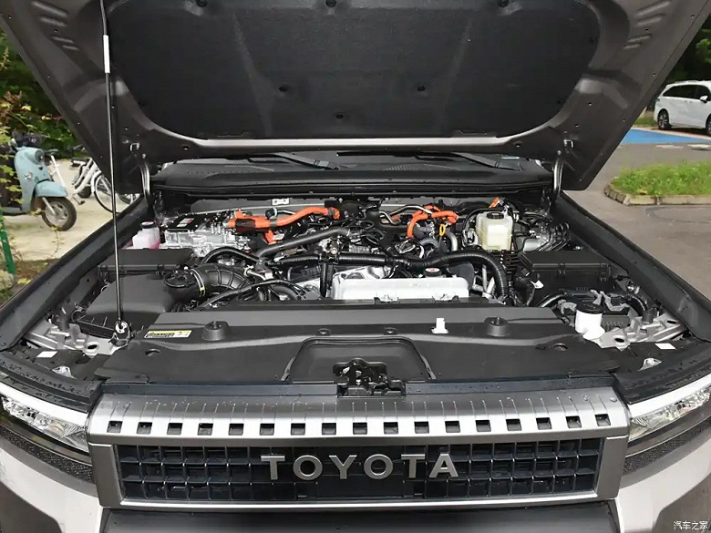 Представлен флагманский Toyota Land Cruiser Prado 250: новое &laquo;лицо&raquo;, 330 л.с., 8-ступенчатый &laquo;автомат&raquo;, постоянный полный привод и максимальное оснащение