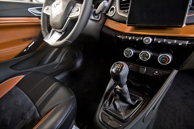 Сколько стоят новые Lada Vesta с ресурсом коробки 500 тыс. км, рассказал главный редактор «За рулем» - 1 Сколько стоят новые Lada Vesta с ресурсом коробки 500 тыс. км, рассказал главный редактор «За рулем»