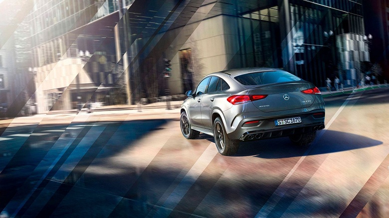 Такие машины никогда официально не предлагали в России — в продаже появилась специальная версия Mercedes-AMG GLE Coupe