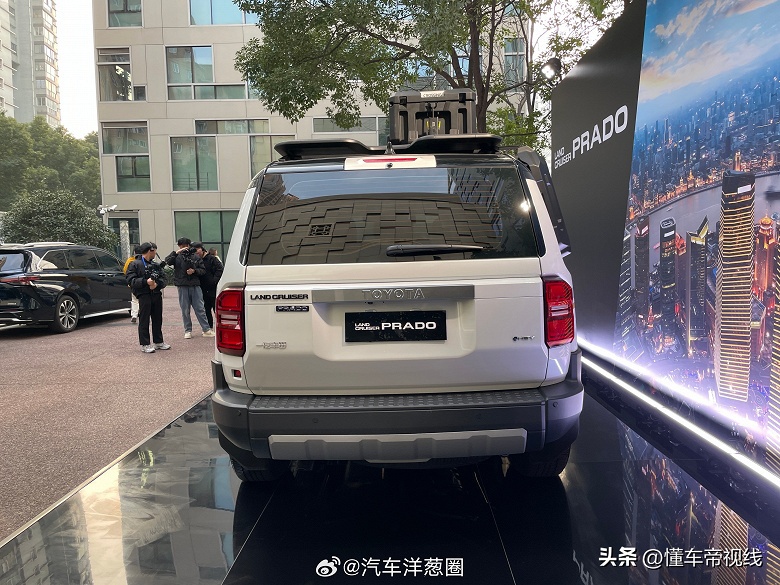 Toyota Land Cruiser Prado нового поколения с адаптивной подвеской во всей красе: появились подробности и много живых фото