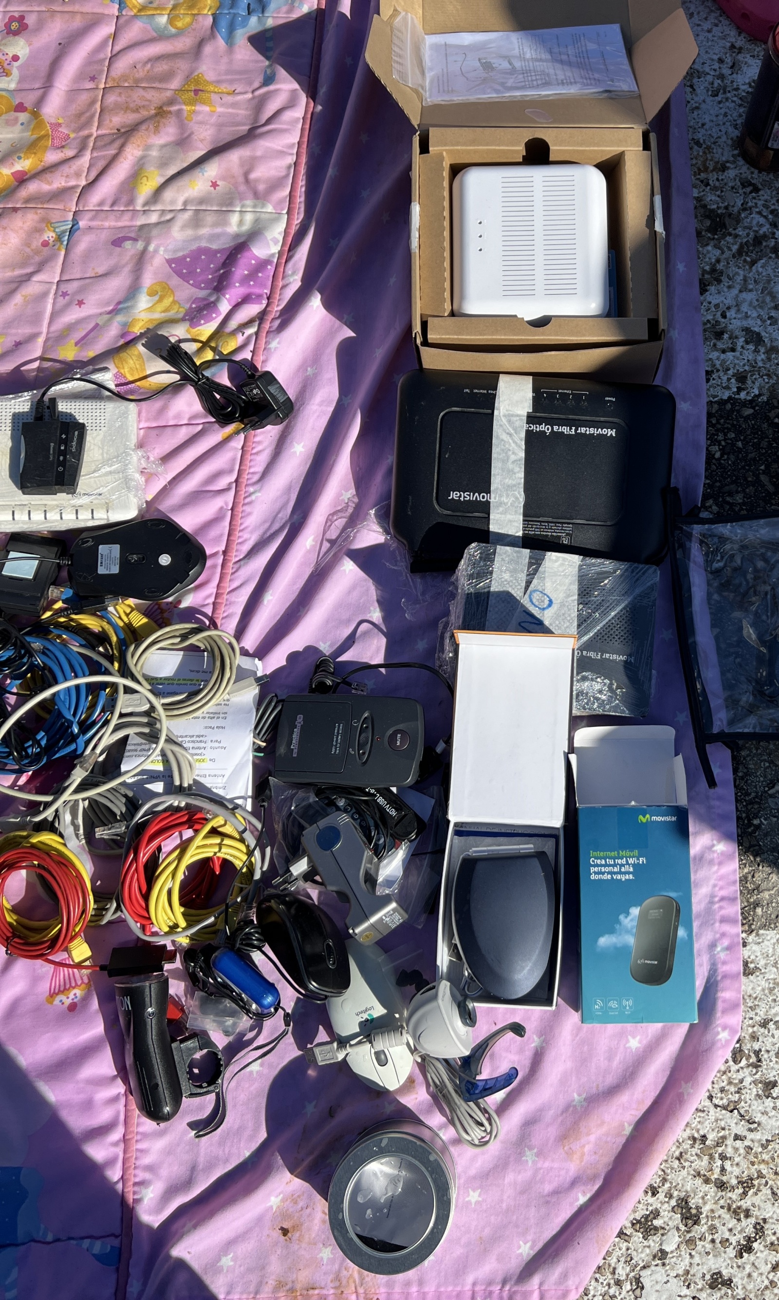 Испанская барахолка: от винтажных игр до умных помощников. Что мне попалось на этот раз - 11