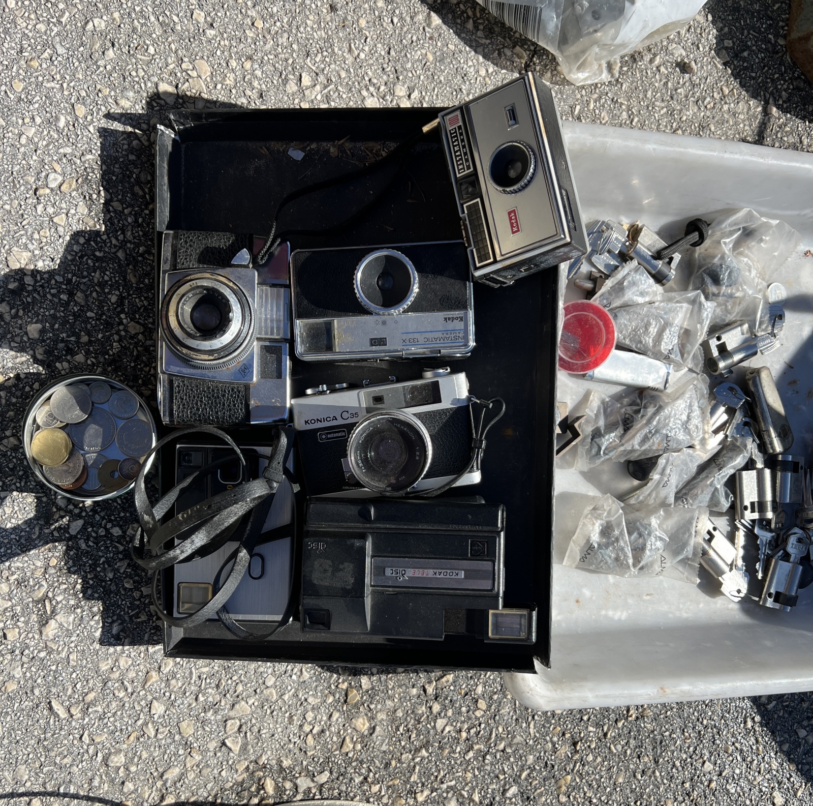 Испанская барахолка: от винтажных игр до умных помощников. Что мне попалось на этот раз - 17