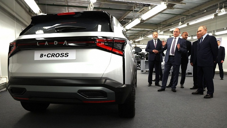 &laquo;Мул&raquo; новейшего кроссовера Lada B+ Cross уже колесит по улицам Тольятти