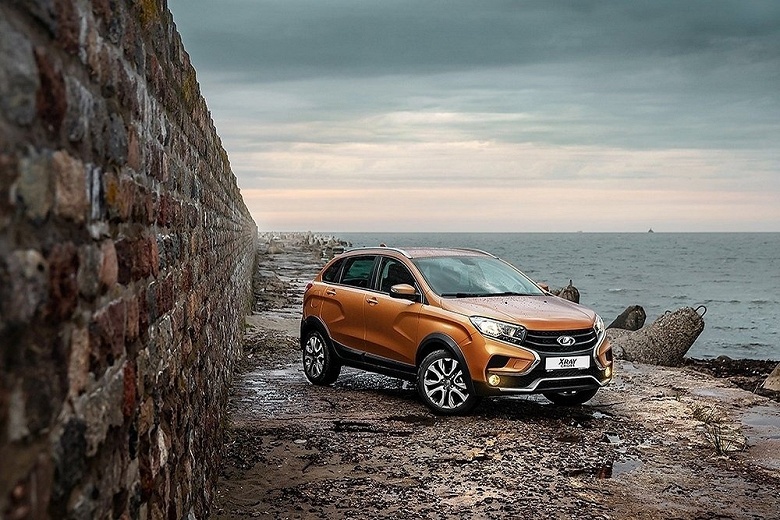 В продаже появился новый Lada Xray Cross. Редкий экземпляр предлагают за 1,6 млн рублей