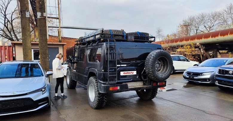 Эта Toyota круче любого Land Cruiser. В России продают Toyota Mega Cruiser: 4,1-литровый мотор, полный привод со всеми блокировками, «автомат» и лебедка - 3 Эта Toyota круче любого Land Cruiser. В России продают Toyota Mega Cruiser: 4,1-литровый мотор, полный привод со всеми блокировками, «автомат» и лебедка