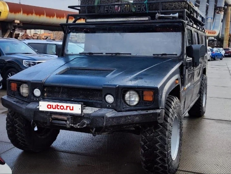 Эта Toyota круче любого Land Cruiser. В России продают Toyota Mega Cruiser: 4,1-литровый мотор, полный привод со всеми блокировками, «автомат» и лебедка - 1 Эта Toyota круче любого Land Cruiser. В России продают Toyota Mega Cruiser: 4,1-литровый мотор, полный привод со всеми блокировками, «автомат» и лебедка