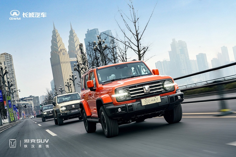 9-ступенчатый автомат, рама, полный привод и выбор из трех моторов: стартовали предпродажи Tank 300 2025