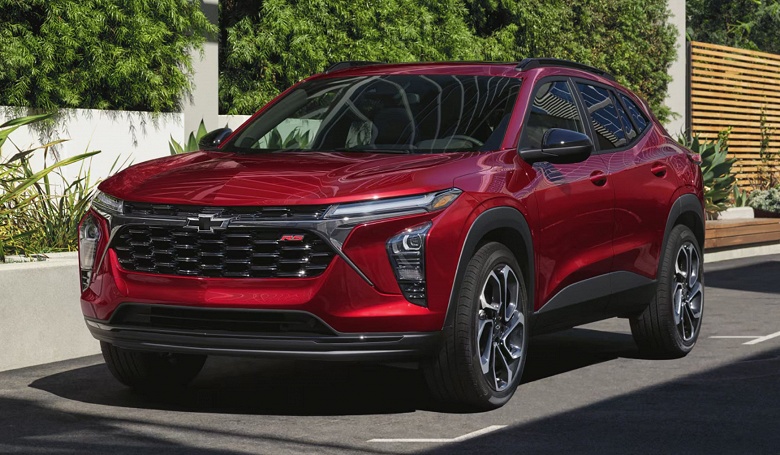 Одноклассник Volkswagen Tiguan с 6-ступенчатым &laquo;автоматом&raquo; &mdash; 2,2 млн рублей. Названа актуальная стоимость нового Chevrolet Trax в России