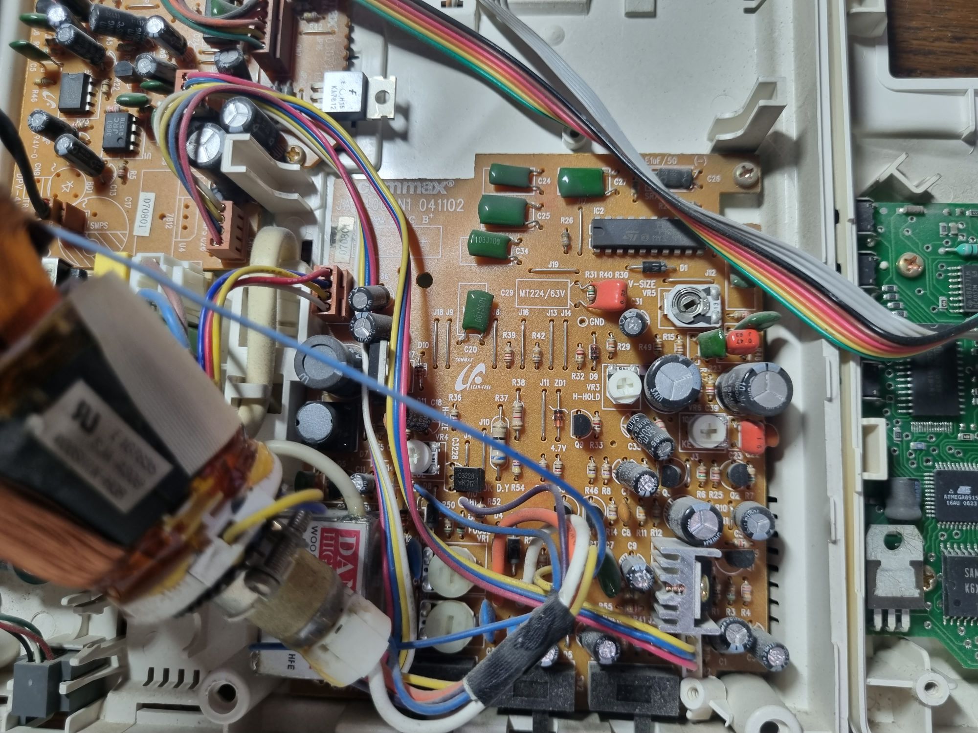 Самый маленький ЭЛТ-монитор - 18 Самый маленький ЭЛТ-монитор - 18