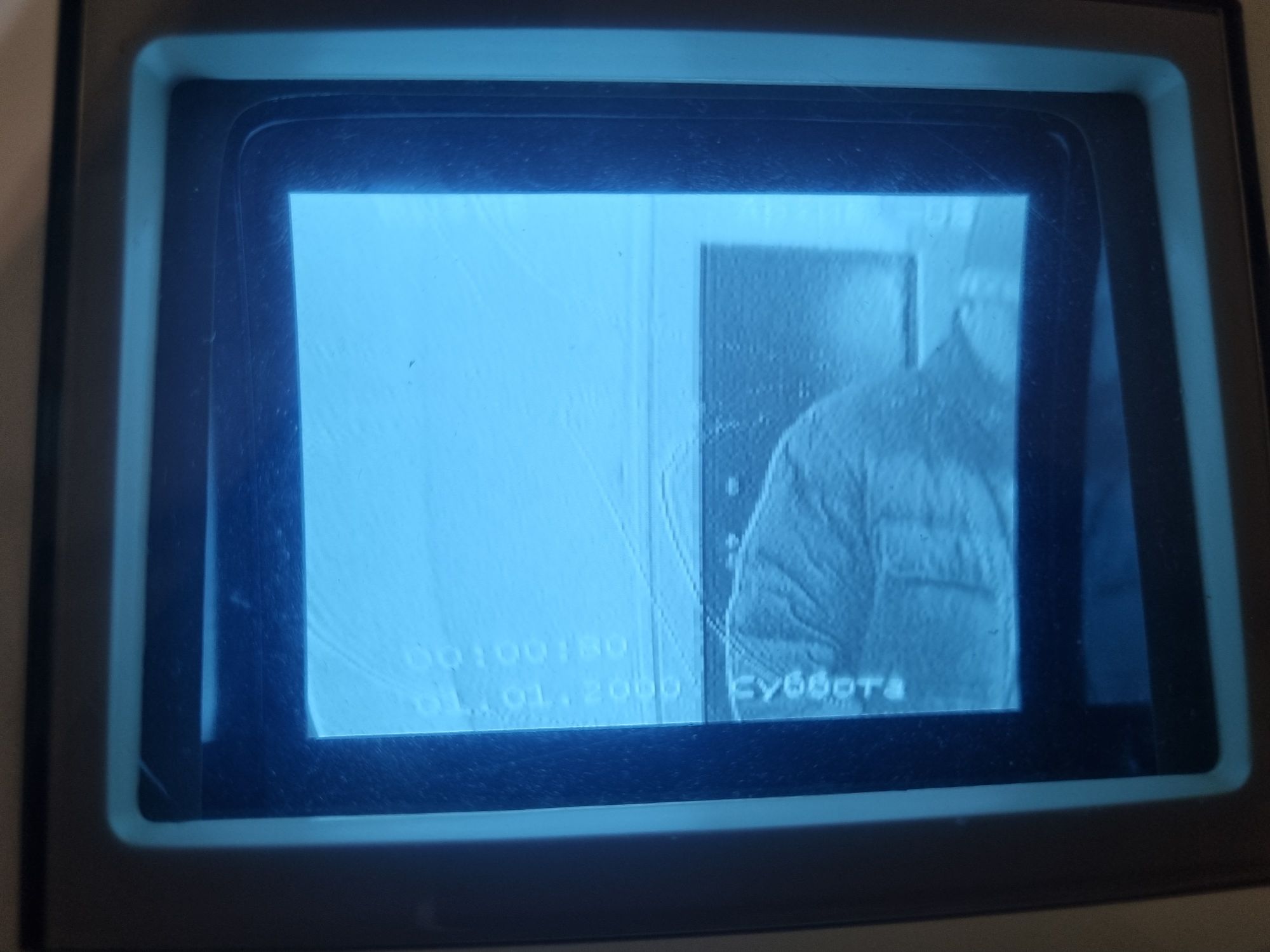 Самый маленький ЭЛТ-монитор - 29 Самый маленький ЭЛТ-монитор - 29