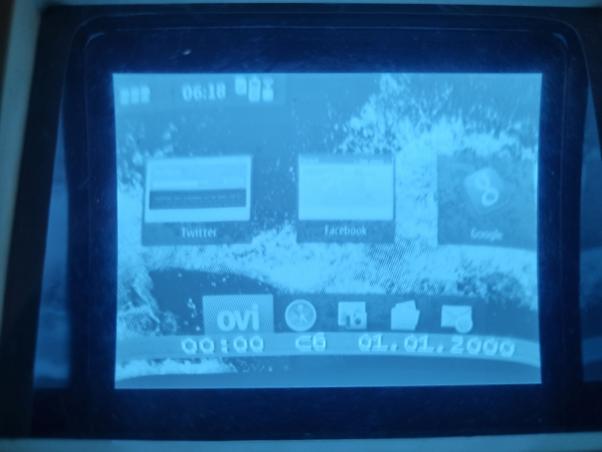 Самый маленький ЭЛТ-монитор - 36 Самый маленький ЭЛТ-монитор - 36