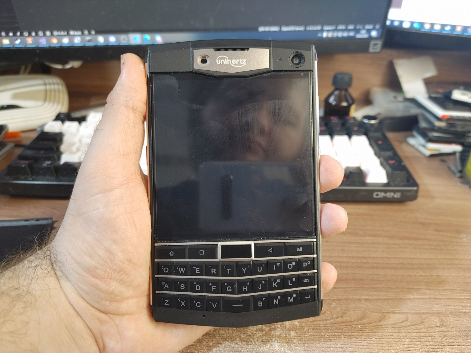 Unihertz Titan — лучший QWERTY-смартфон в 2025 году? - 6 Unihertz Titan — лучший QWERTY-смартфон в 2025 году? - 6