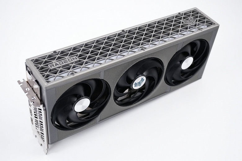 Намного выгоднее новых GeForce RTX 50, и даже с трассировкой лучей всё хорошо. Тесты Radeon RX 9070 и 9070 XT показывают, на что способны новинки