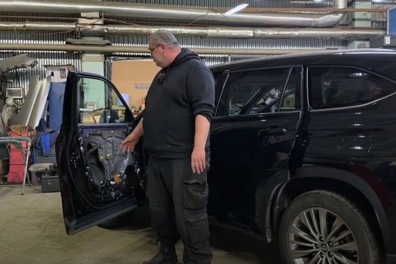 &laquo;Нет ничего китайского&raquo;. В &laquo;Клубном сервисе&raquo; разобрали Toyota Highlander из Поднебесной