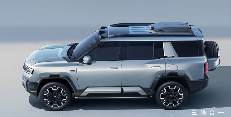 Такого панорамного обзора ещё не предлагал никто: все машины BYD теперь оснащаются дроном, который сам взлетает и возвращается для зарядки 