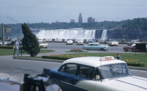 <p> Ниагара-Фолс, 1959 год<br /></p>