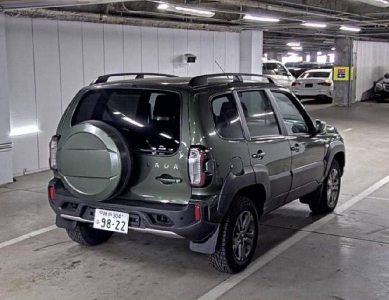 В Японии выставили на продажу Lada Niva Travel. За машину с пробегом 2 тыс. км просят всего 600 тыс. рублей - 2 В Японии выставили на продажу Lada Niva Travel. За машину с пробегом 2 тыс. км просят всего 600 тыс. рублей
