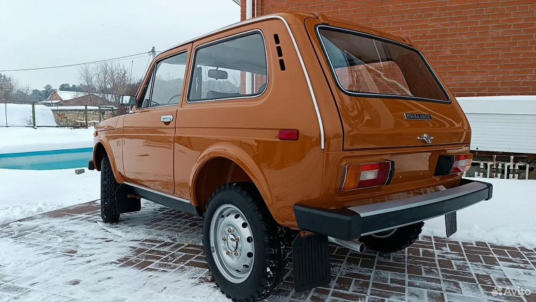 В России продают классическую «Ниву» из первой партии — ей 48 лет - 2 В России продают классическую «Ниву» из первой партии — ей 48 лет