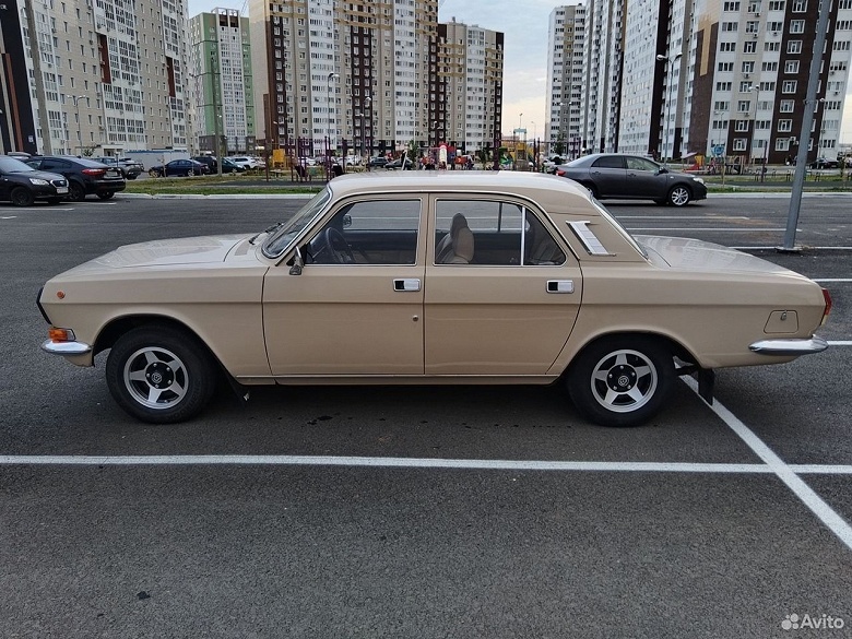 Lada Aura или советская &laquo;Волга&raquo; в заводском состоянии: &laquo;капсула времени&raquo; обойдётся даже дешевле