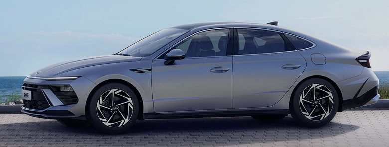 Hyundai Sonata 2025 уже доступен для заказа в России, цены &mdash; на уровне Toyota Camry XV80