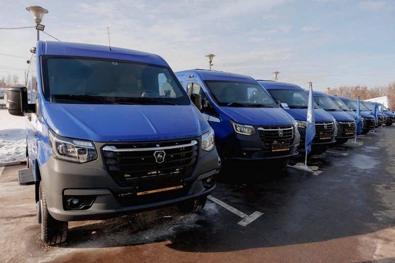 Бронированные внедорожники «Соболь NN» заступили на службу - 1 Бронированные внедорожники «Соболь NN» заступили на службу